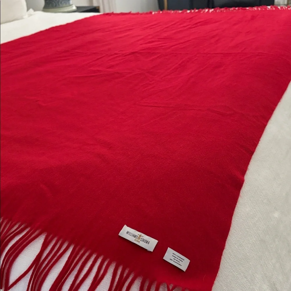 Williams Sonoma Home 100% Cashmere Throw Blanket Red Fringe Luxe Soft $319 ❤️